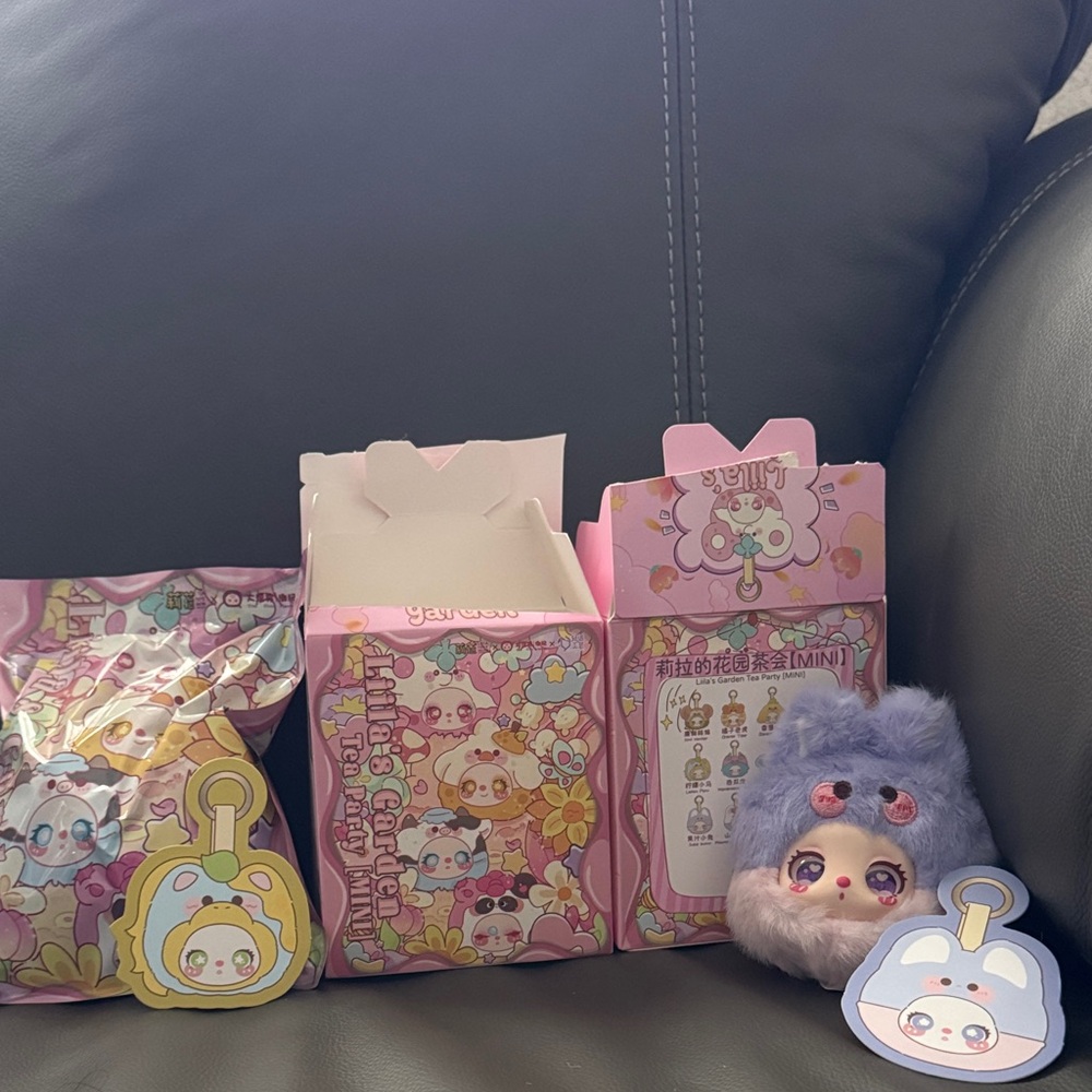 Lila's Garden tea party bundle 🫖 - Picture 1 of 3